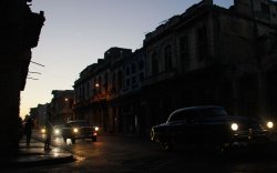 Улицы Гаваны, не освещенные в темное время суток.